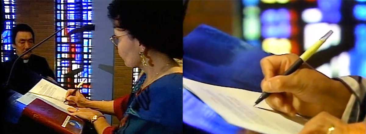 The signing of the Covenant by the original Indigenous Committee in April 1994.