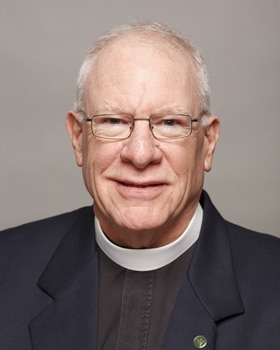 Dean John Wright will retire as Anglican Foundation executive director on August 31.