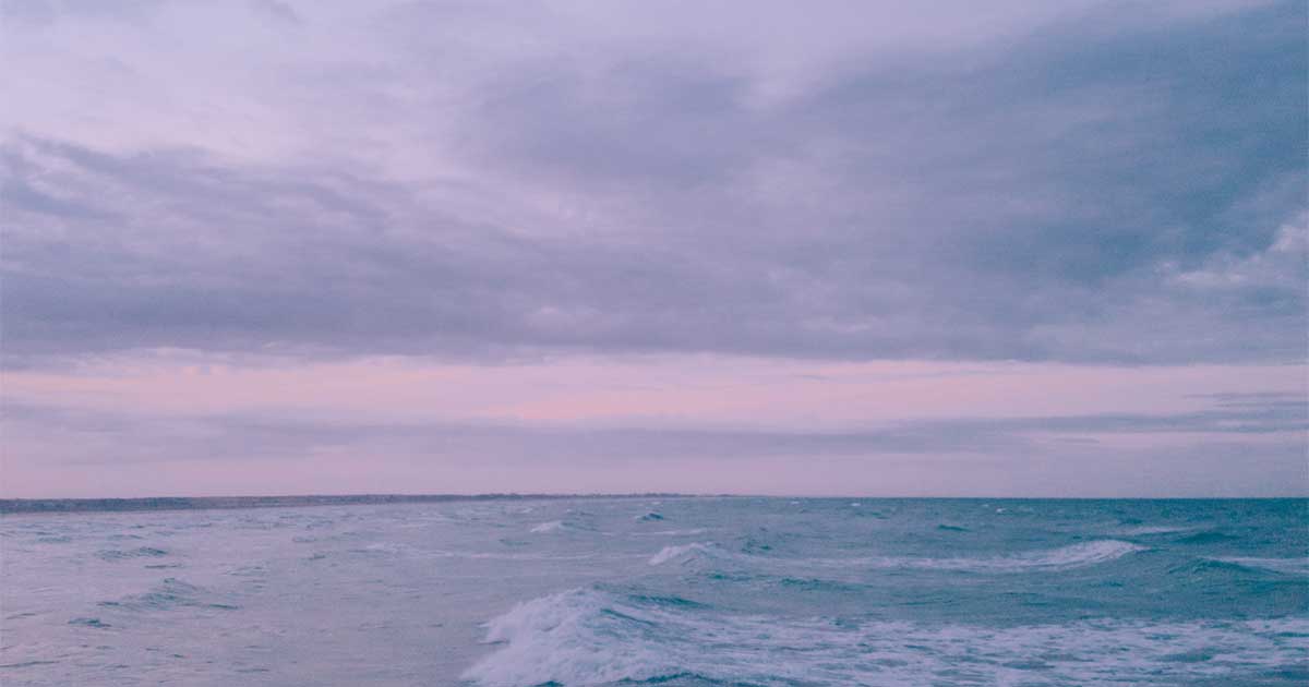 View of the horizon from the ocean 